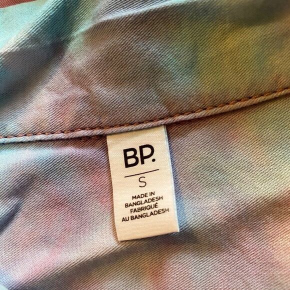 NWOT BP Women's muticolor tie dye collar button down cotton blend shirt sz small - Picture 8 of 8